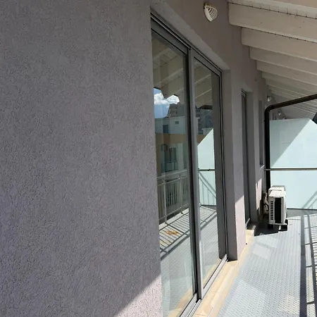 Apartment Friendly 2 *