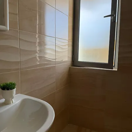 Apartment Friendly 2 *